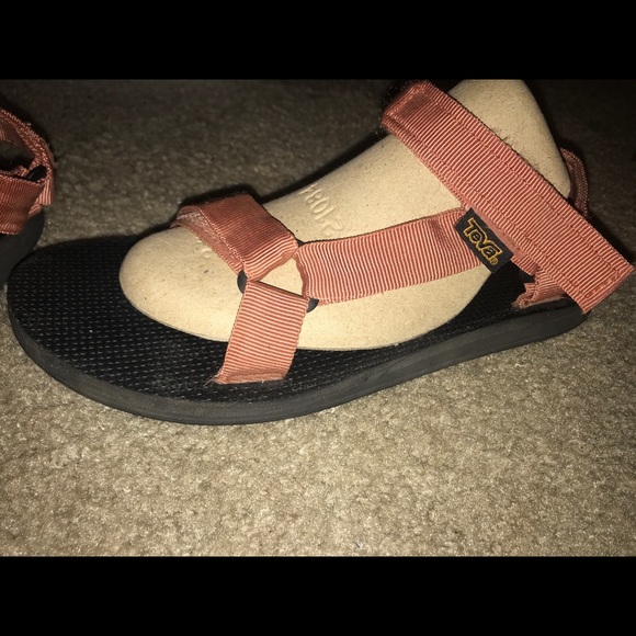 teva universal slides